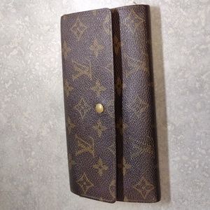 1992 Louis Vuitton Long Sarah Large Monogram Canvas Wallet Continental Vintage